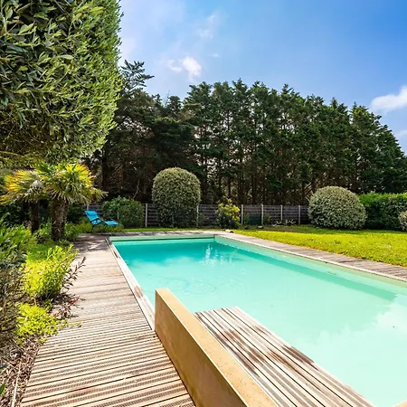 Avec Piscine - 400 M * Prefailles